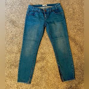 One x One Teaspoon Crop Skinny Jeans. Size 27. Denim. Inside ankle zippers.